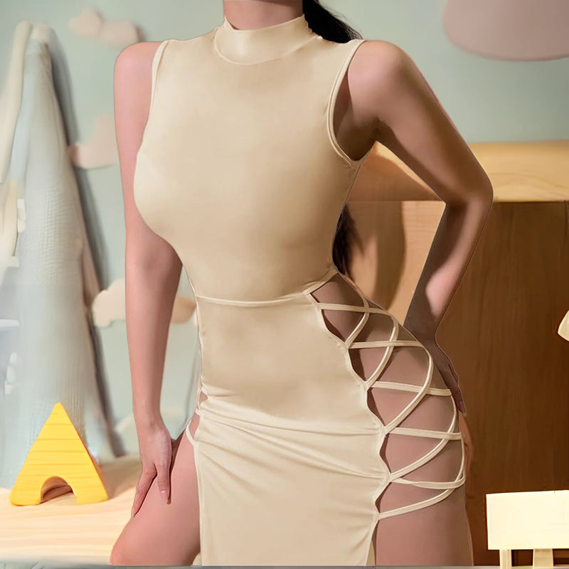 SEXY CRISS CROSS CUT OUT DRESS: VESTIDO BODYCON SENSUAL SEM MANGAS COM GOLA ALTA - Ferreira Store